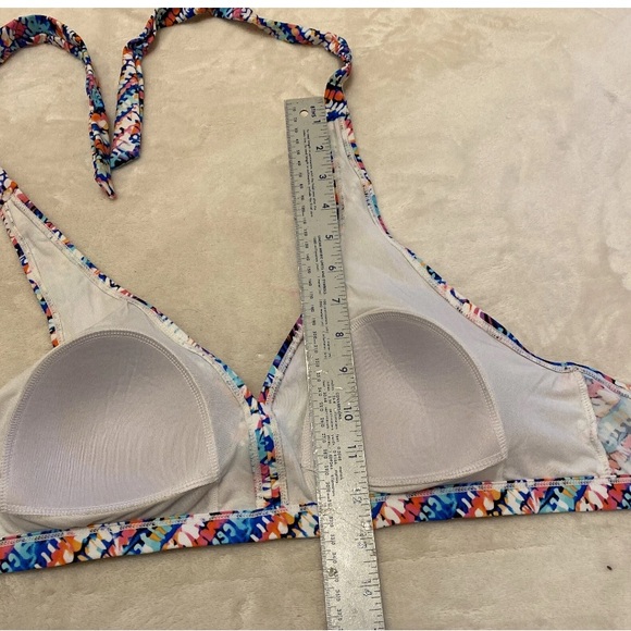 Source Unknown Multicolor Chevron Bikini Top - Picture 12 of 12